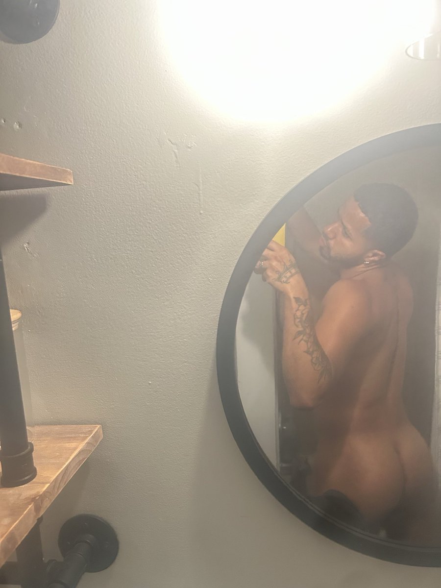 King4Taino's tweet photo. Sleep time 😍 https://t.co/BCYbDZxGvf