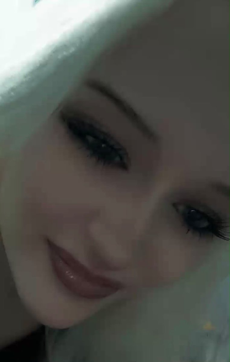 kaykayhrny's tweet photo. Whos buying? Im bored and active rn, dm me for menu, who knows i would gift promo since im horny (tbh im just bored and i need cucks to play with)

#nsfw #horny #buyingcontent #sellingcontent #nsfwtwt https://t.co/34lDllucsL