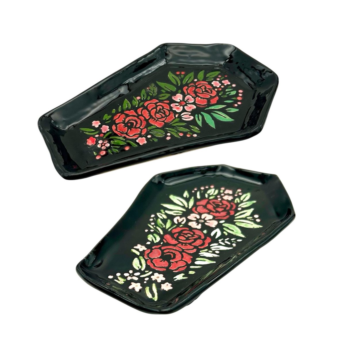ZenCatPottery's tweet photo. Handmade Coffin-Shaped Dishes https://t.co/p9VojunQf9
.
#HalloweenDecoration #HalloweenDecor #Goth #GothDecoration #GothGift #GothDecor #CoffinDish #CoffinPlate #HandmadeCeramics #CeramicDish #HandmadePottery https://t.co/haBpZGiSz3