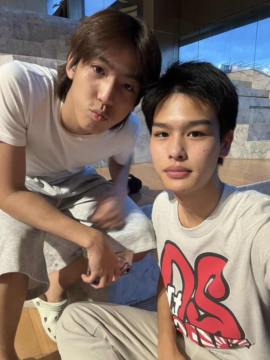 naninebibi's tweet photo. สองคนนี้จะเลิกจีบกันเมื่อไหร่น้อ ( อ๋อไม่มีวัน ) ><
#shane_tnp #peemkrit https://t.co/5sHixnomt4