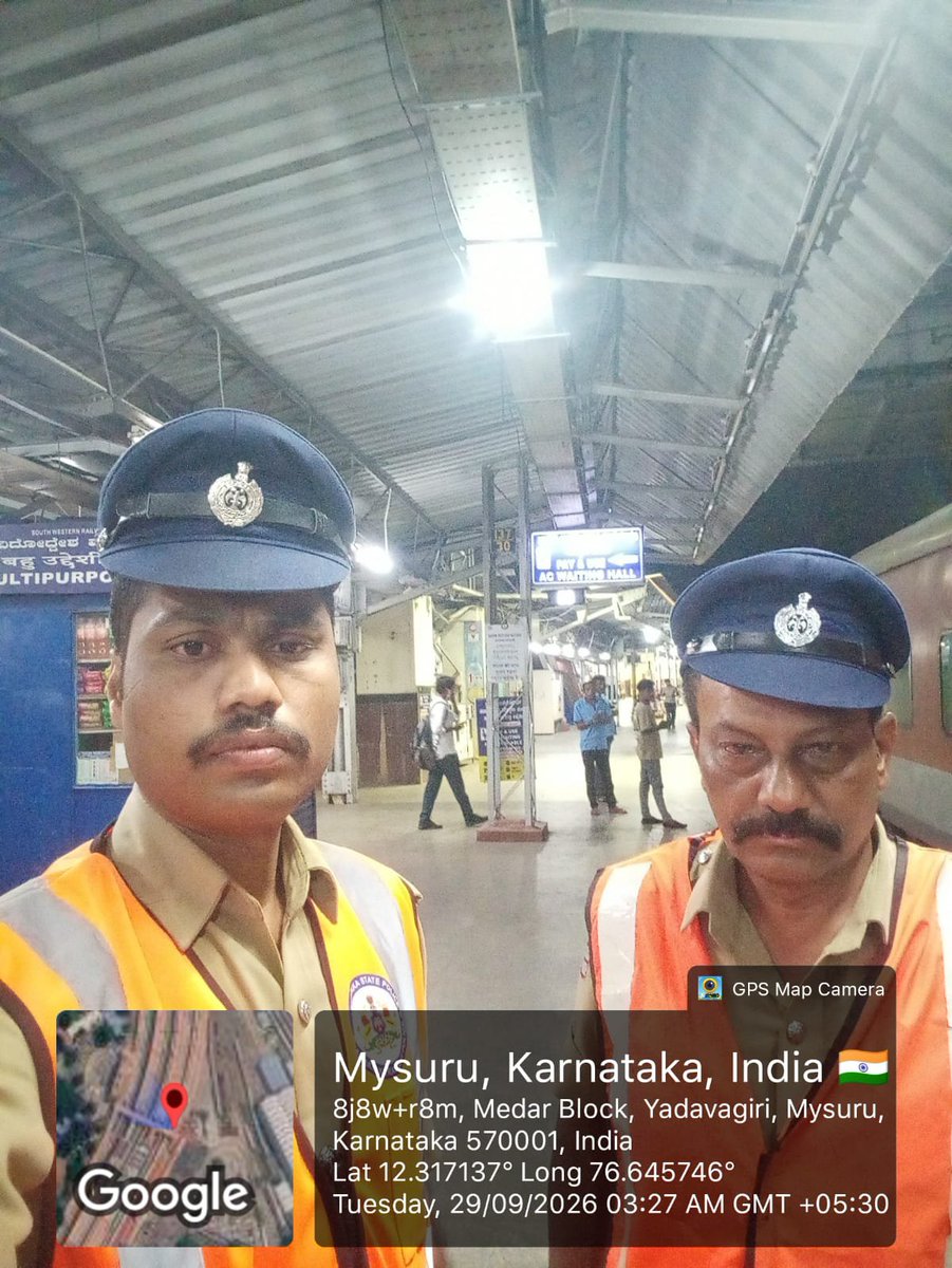 MysorePs's tweet photo. ಮೈಸೂರು ರೈಲ್ವೆ ಪೊಲೀಸ್ ಠಾಣಾ ಸರಹದ್ದಿನಲ್ಲಿ ವೇದಿಕೆ ಮತ್ತು ರೈಲುಗಾಡಿಗಳಲ್ಲಿ ಗಸ್ತು ಕರ್ತವ್ಯಕ್ಕೆ ನಿಯೋಜಿಸುತ್ತದೆ
@KarnatakaCops 
@SWRRLY 
@CPMysuru 
@KARailwayPolice
@cpimysorerly
@DspRly https://t.co/kaFl2mH0Cy