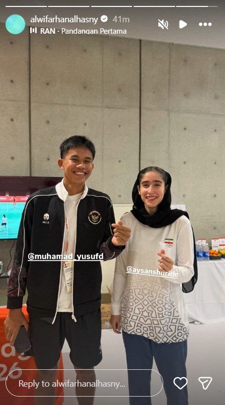 muthia43644354's tweet photo. Alwi "lambe" Farhan. Ada saja yg di cie ciein sama dia 😆😆😆😆

#BadmintonIndonesia https://t.co/XIEZEoaJ7n