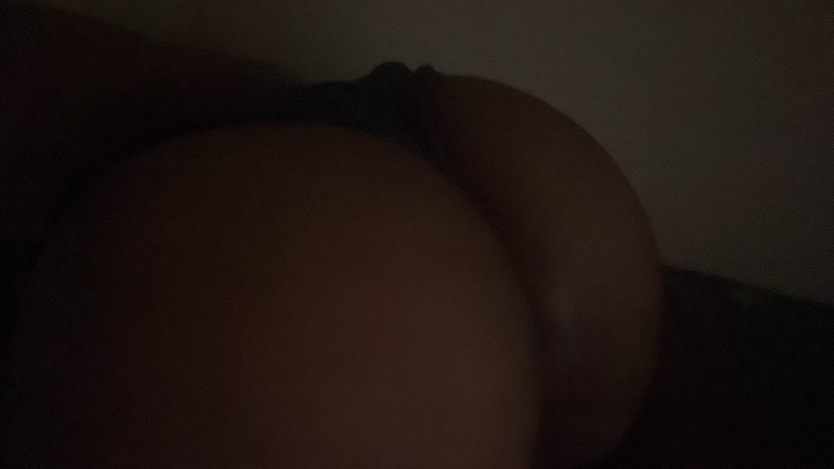 j4mbaislost's tweet photo. who tryna make me cum, dm mee #bi #gay #esex https://t.co/C7tfnbTFGs