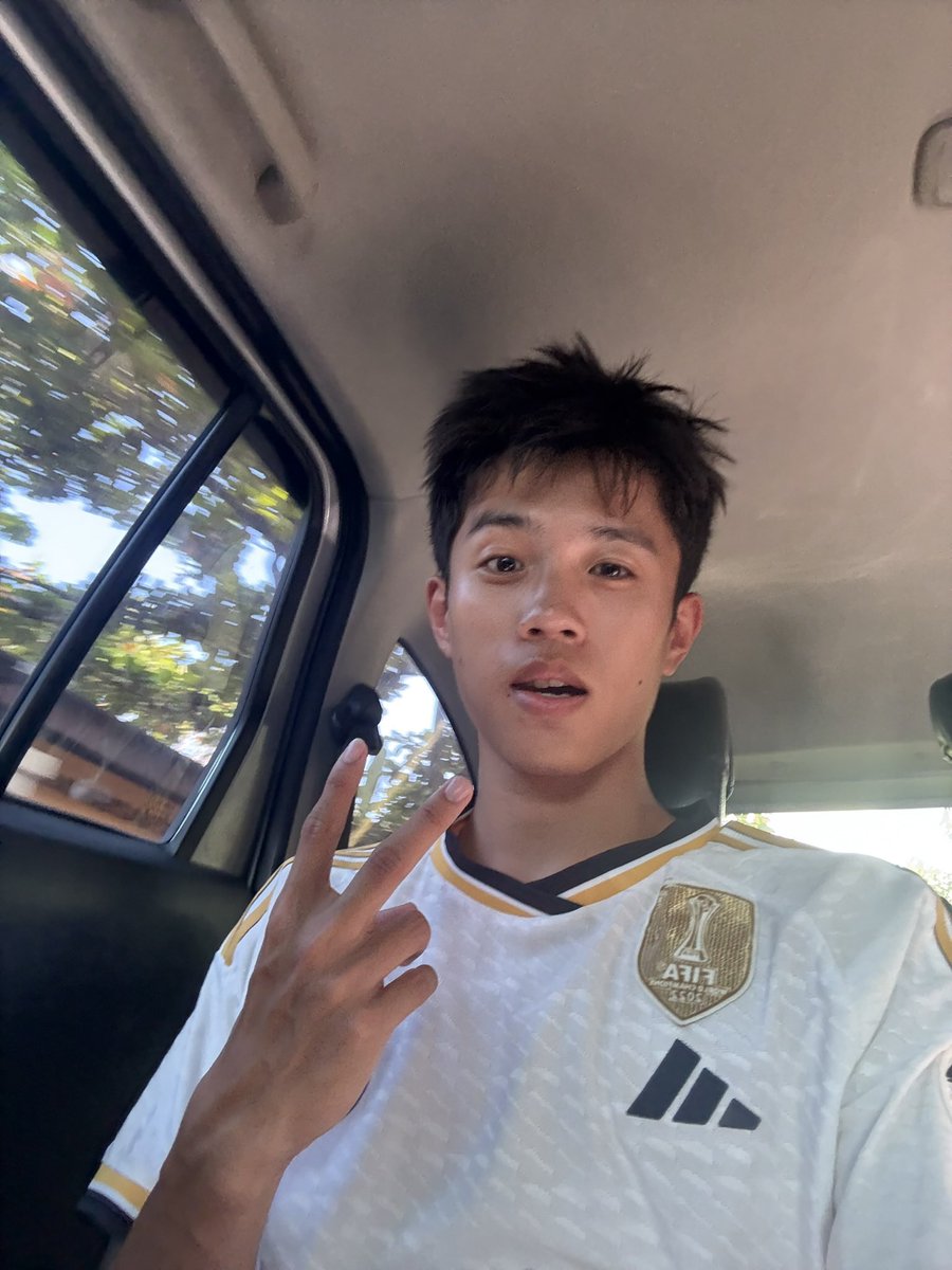 yangkukkk's tweet photo. 🥵🥵🥵 https://t.co/jCwvDU64Mv