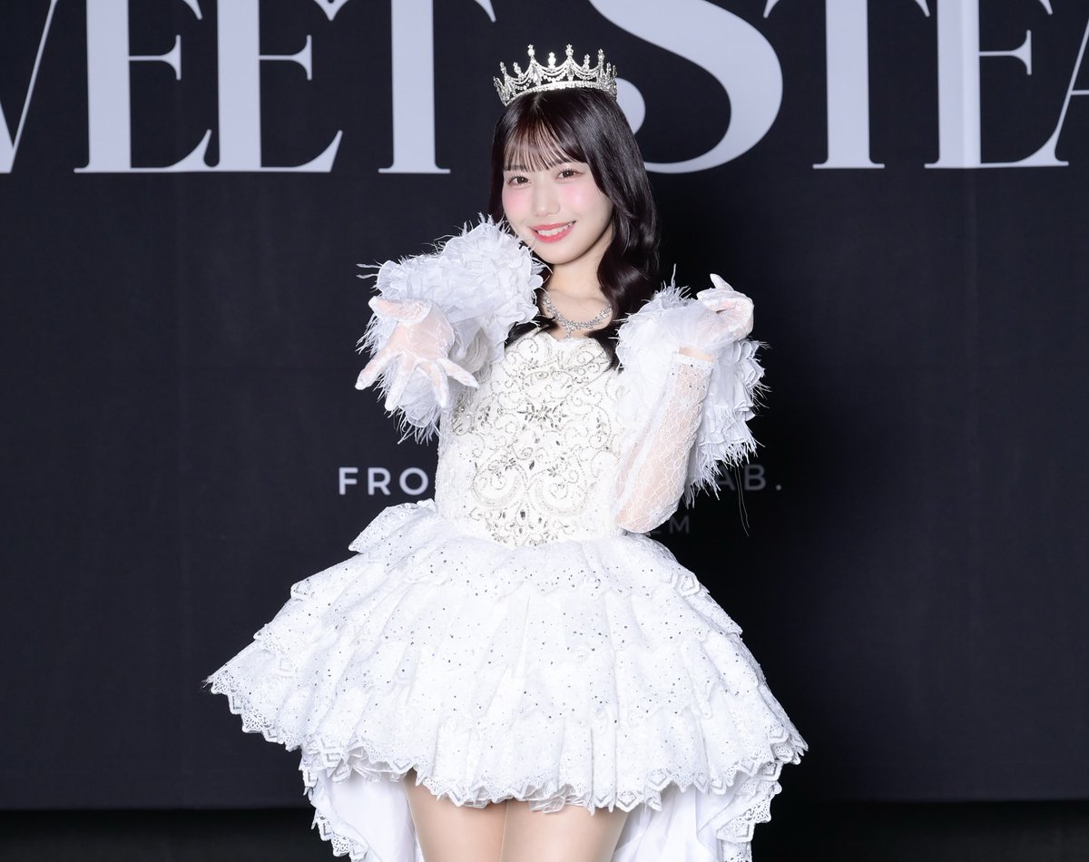 otsuyu0109's tweet photo. 白石の生誕祭が12/8(火)に決定したね
たぶん年末の予定が無茶苦茶入ってる中での
スケジュールなんだろうな
忙しくてうれしい気持ちもわかるが
すいすて㌠体だけは大事にして欲しい
今年は7人でクリパする時間はなさそうですね

年末、年末はねぇ……忙しいでしょ！

#白石まゆみ
#すいすて https://t.co/Dxq4cm9ZfT