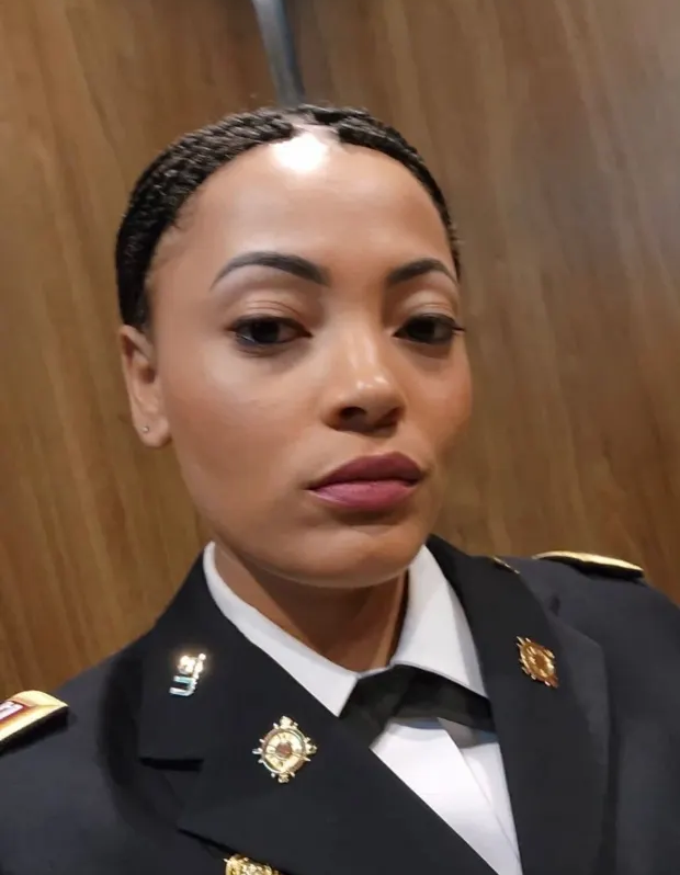 BlackNews's tweet photo. Black Female Captain Becomes 19th American Soldier to Die Since Iran War Started
https://t.co/HiWD0b8BcV
#blacktwitter #black https://t.co/whBk0BmeX5