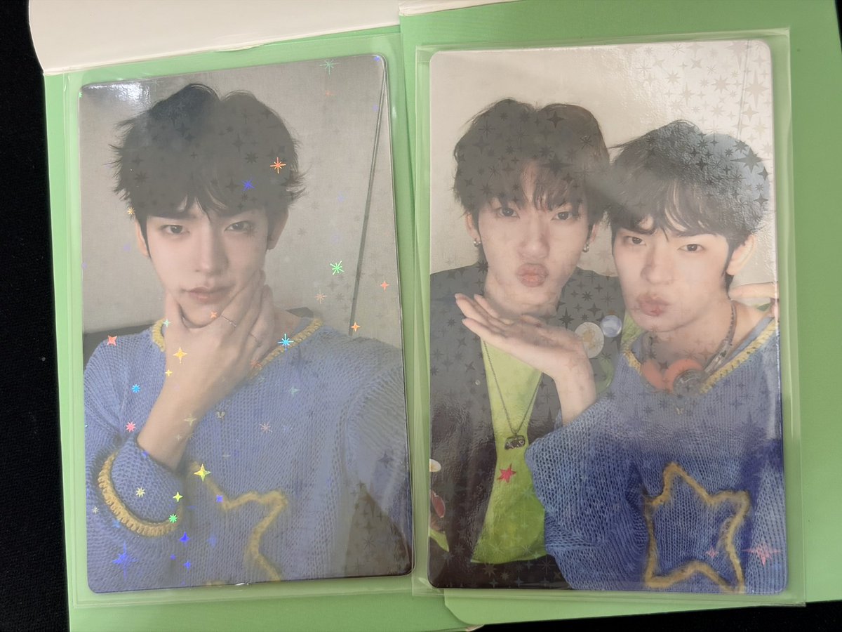 JUSTJKX's tweet photo. ꒰ ⸝⸝   wts  / พร้อมส่ง  ♡̶ ꒱
✧  การ์ด Benutra x TeeTeePor ตี๋ตี๋ ป๋อ 

✦  การ์ด 2 ใบ + อะคริลิก ตี๋ตี๋ ป๋อ
-   450 ฿ 

📦 ค่าส่ง 40 ฿ ❕
♡ DM เพิ่มเติมได้ค่ะ (っ'-')╮=͟͟͞͞ ✉️
#BenutraxTeeTeePor #ตลาดนัดteeteepor #ตลาดนัดตี๋ตี๋ป๋อ #ตลาดนัดดูมันดิ #ตลาดนัดDMD https://t.co/dlgo0Tz1ma