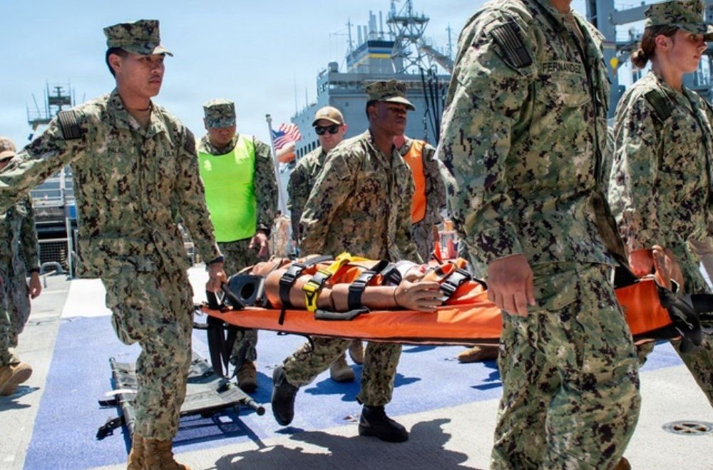 IranPress_eng's tweet photo. Pentagon casualty data shows that 29 US sailors and nine Marines were wounded in action during September military operations in the West Asia. Eight of the nine Marines were injured in a Sept. 14 Iranian anti-ship cruise missile attack on a vessel in the Strait of Hormuz.

#USwar https://t.co/Czoi4KxhBL