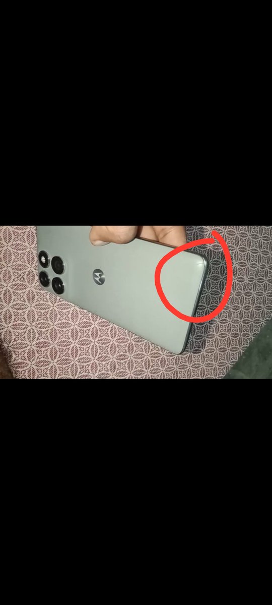 Deepaksing71642's tweet photo. @RiteshRajak9523 @motorolaindia Pathetic service by @motorolaindia! Service center accepted phone in clean condition, but now claiming fake physical damage to deny warranty. Customer emails are also bouncing/blocked!
Case ID: #260924-003489 | NCH: #10239532 @ConsumerFeed https://t.co/wRSXINktUb