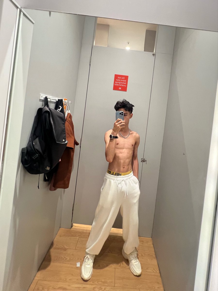 andy_scenario's tweet photo. Me vs my type 
Instagram : arthur_and24 https://t.co/EhAq5tlHKl