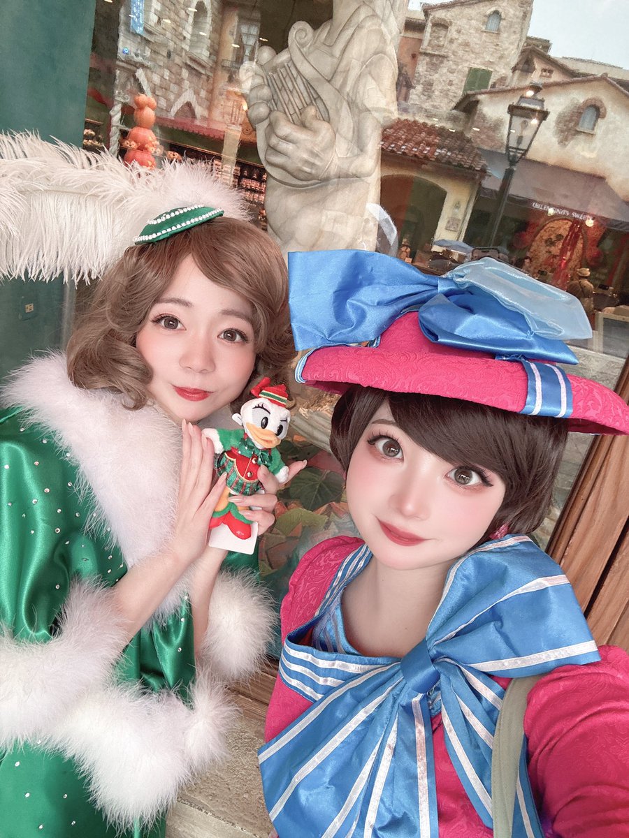 0pucco_sum's tweet photo. 40分ほど前に重役出勤クリスマスしました〜🎄✨

ショッピング大好き〜🫶🎁 https://t.co/f2MKjB8BQl