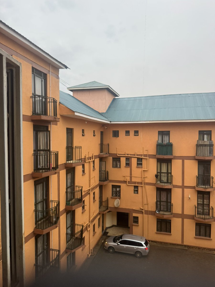angulo_mlk's tweet photo. @nwscug … am well aware that you know how important water is in disease prevention and Sanitation . For about 7 weeks now Bavana Hostel and surrounding residents haven’t had stable water supply. Bavana Hostel has about 400 students from @kyambogou, since Friday no….water!!. https://t.co/I3QZqnDfqQ