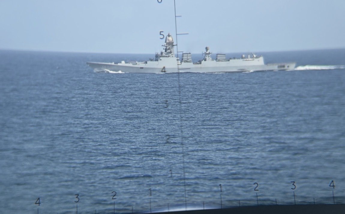 Lukemb26's tweet photo. Kolkalta class destroyer passing us this morning https://t.co/l3TA0Bxjaq