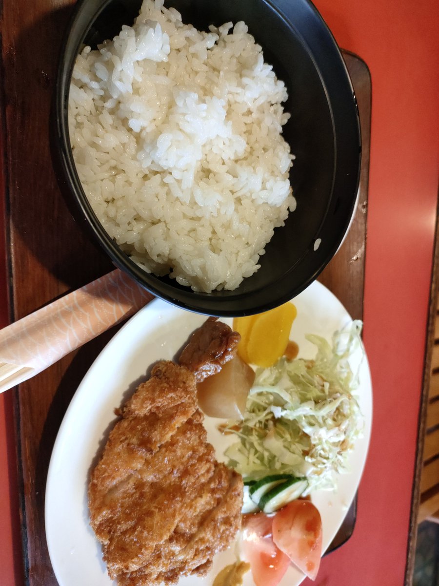 sp689369's tweet photo. 喫茶　キング5
創成川イースト
とんかつ定食 https://t.co/SS1xvZuxII