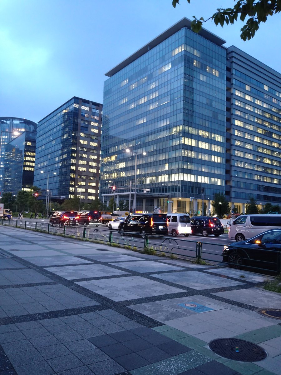 Phoenix1260's tweet photo. 1年ぶりに豊洲行ったけどかつての面影なくなってた。 https://t.co/0huqKlnhNg