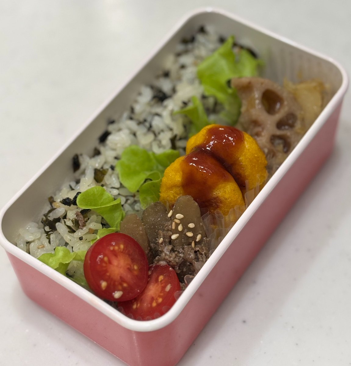 OutputFeri's tweet photo. 今日のお弁当。
中2娘、1人分。

今日は雨上がり蒸し蒸し。
しばらく良い天気が続きそう☀️
今年は秋らしい日が長くて嬉しい🍂

#お弁当
#女子中学生 https://t.co/GV2NwB5PjO