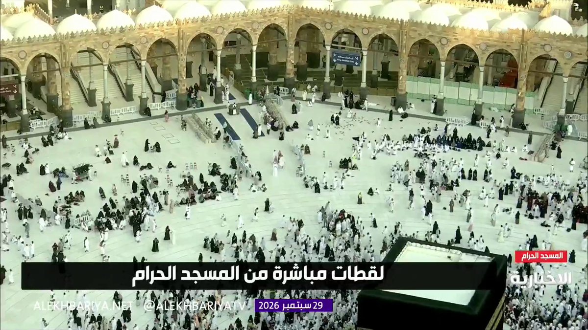 بين الطواف والدعاء.. خشوع وابتهال في رحاب البيت العتيق 