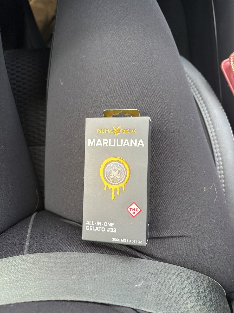 k_hole_in1's tweet photo. last time i bought one of these off my plug in 2024 for 40$

today i paid 78$ at the dispensary

maybe we should make weed illegal again https://t.co/QcqE8HD2RC