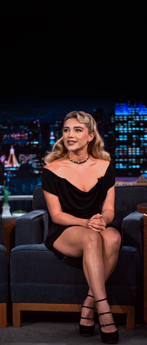ItzVarun_____'s tweet photo. Florence Pugh 🤍 https://t.co/ChgAQya0IZ