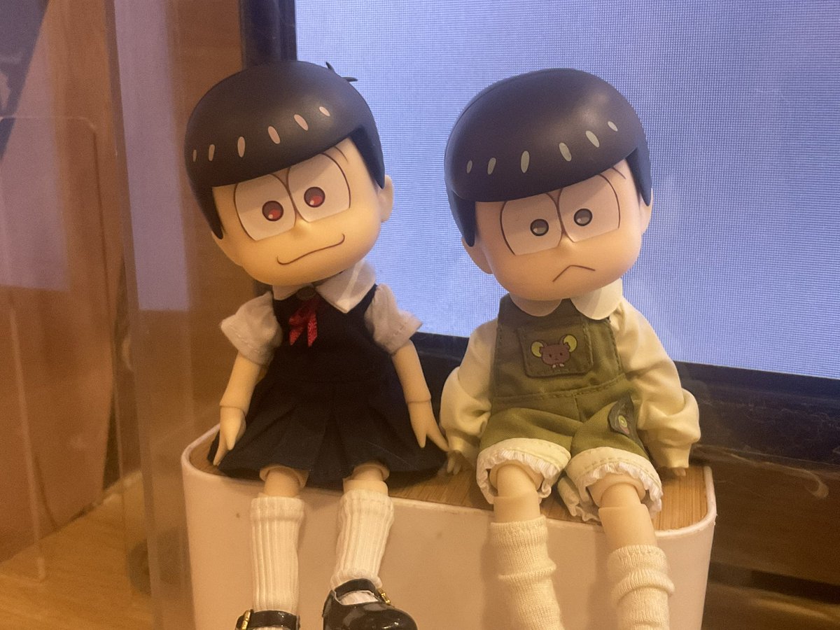 sakura99977's tweet photo. #おそチョロ　#おそ松さん https://t.co/kKc5h5k0HN