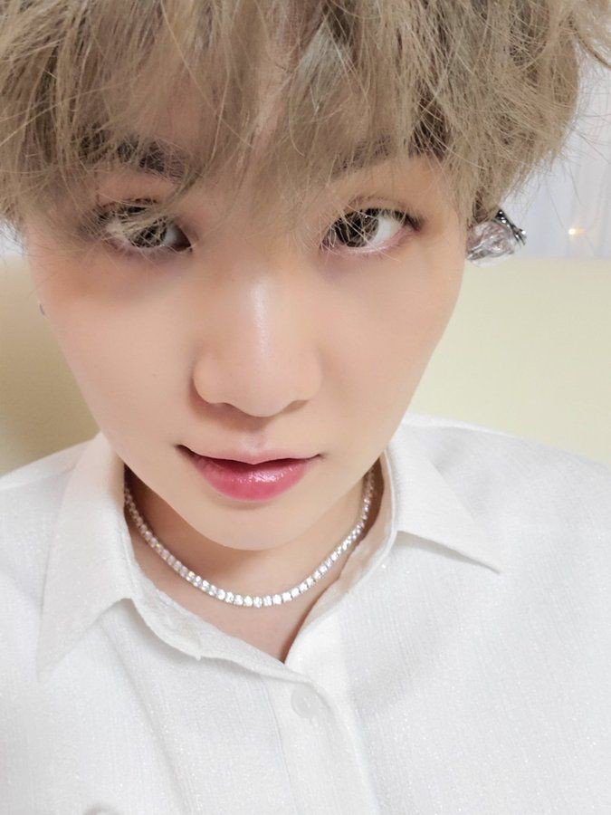 yoonktt's tweet photo. I vote for #ARIASBTS at the 2026 ARIA Music Awards https://t.co/4tP0TJsXyj