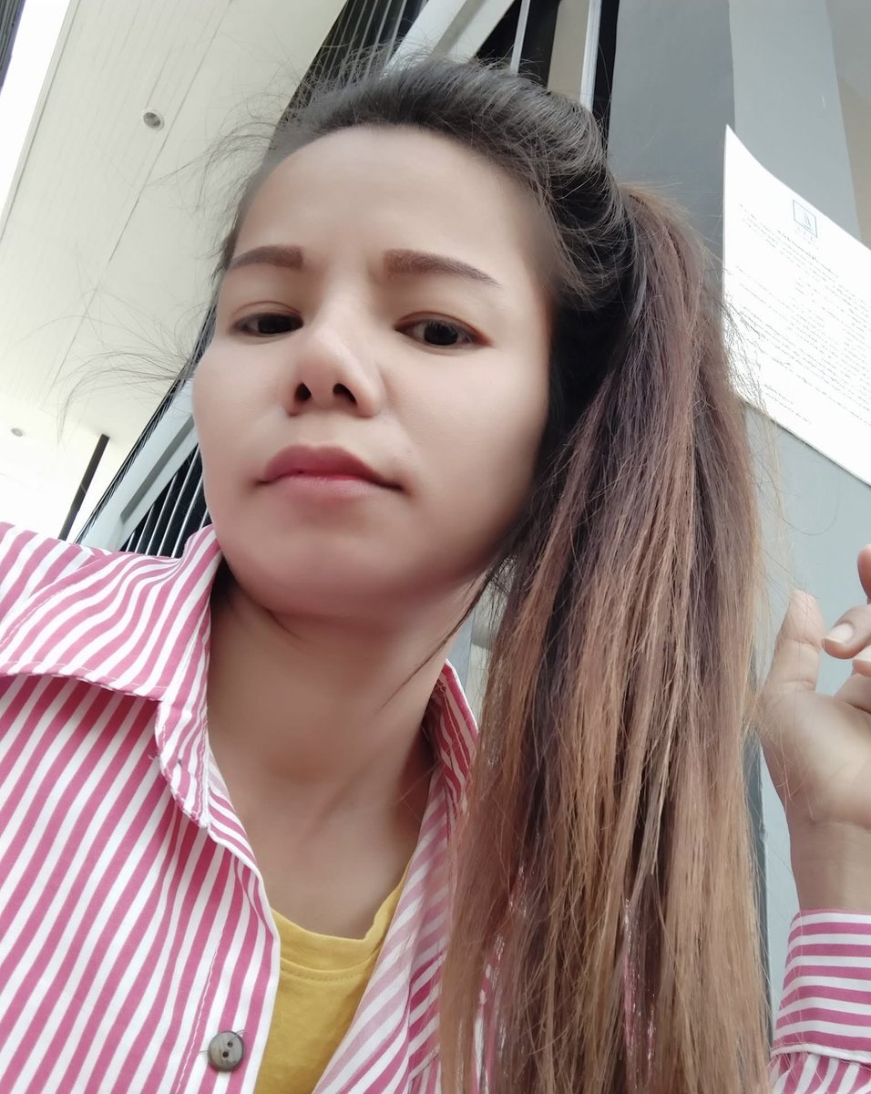 KeyKhi28086's tweet photo. แก่ๆแบบนี้ไม่มีใครชอบหรอก😜 #แม่หม้ายขี้เหงา #เงี่ยนหีน้ำแฉะ #สาวใหญ่ #คุยเสียว https://t.co/qMvQcLEMwL