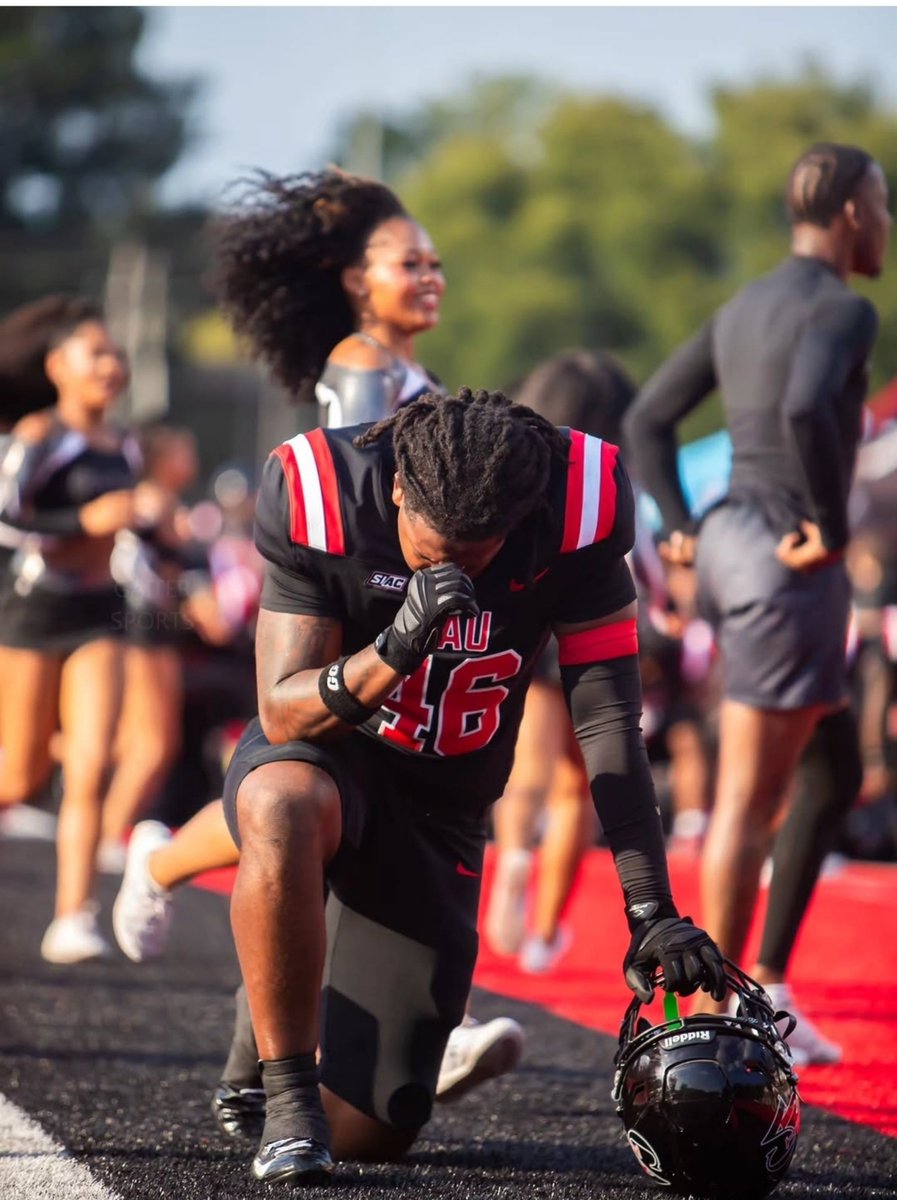 Desmoma20's tweet photo. Happy birthday @DesmondWhitson ! 🎉🥳🎊 https://t.co/rDoKRu8QdK