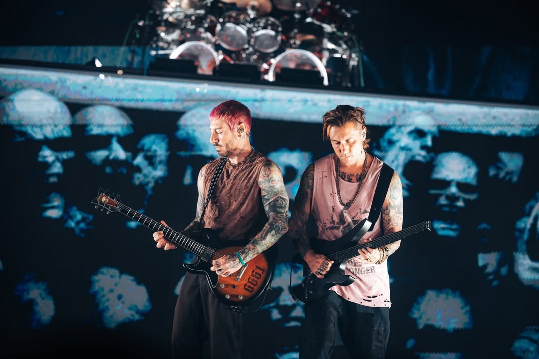 TheOfficialA7X's tweet photo. Thank you Malaysia for an unforgettable first stop on our Asia Tour. 🇲🇾 

Tokyo up next. 

📷: Hitman Solutions https://t.co/zl9yz0MNSi