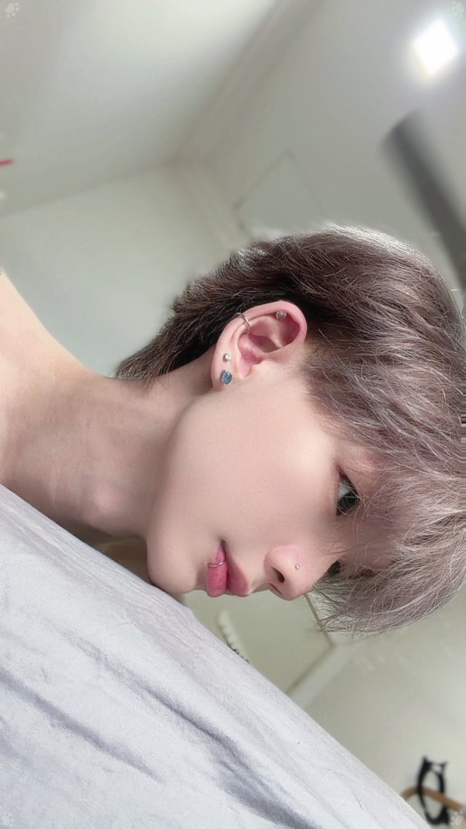 TERENCE3_'s tweet photo. ONLY LOOK AT ME https://t.co/NbjPBUO47W