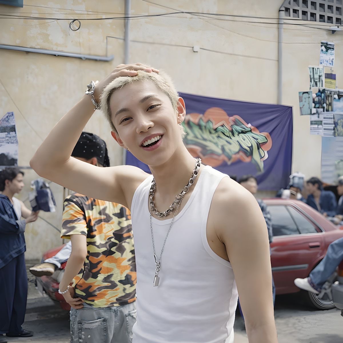 ryul4bel's tweet photo. i genuinely apologize for the person i’ll become once ryul blonde buzzcut is back https://t.co/2yZPqNlQgD