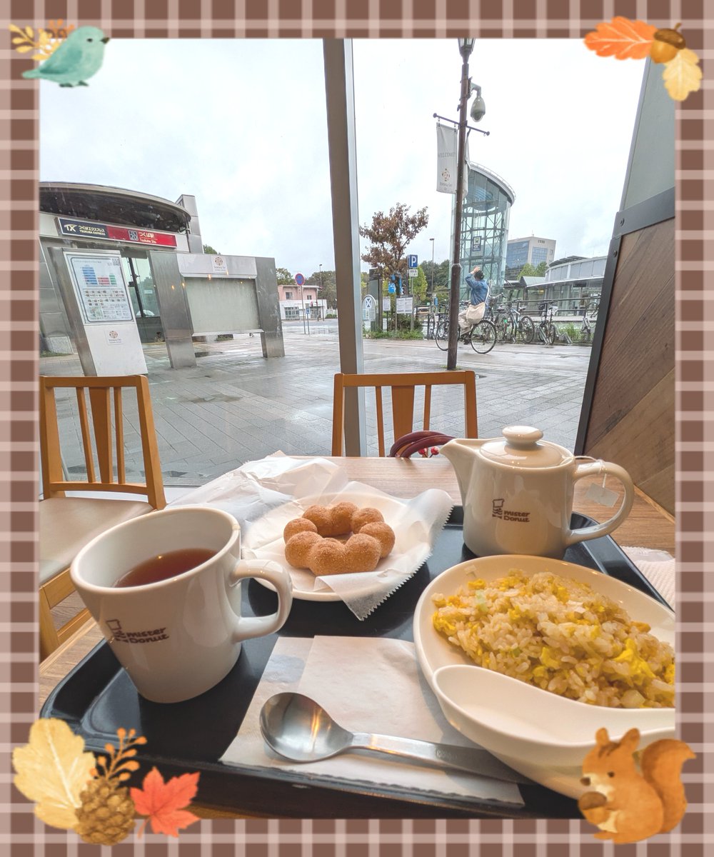 reborn_cat's tweet photo. ミスドランチ🍩

半チャーハンが美味しかった‼️
また食べよう〜 https://t.co/HNoaWPsqfP