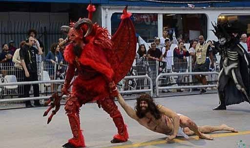 THSILVARJ's tweet photo. @BolsonaroSP Cadê a bancada petista, onde eles estavam quando tudo isso aconteceu no carnaval e na parada gay? https://t.co/VyNtqosbus