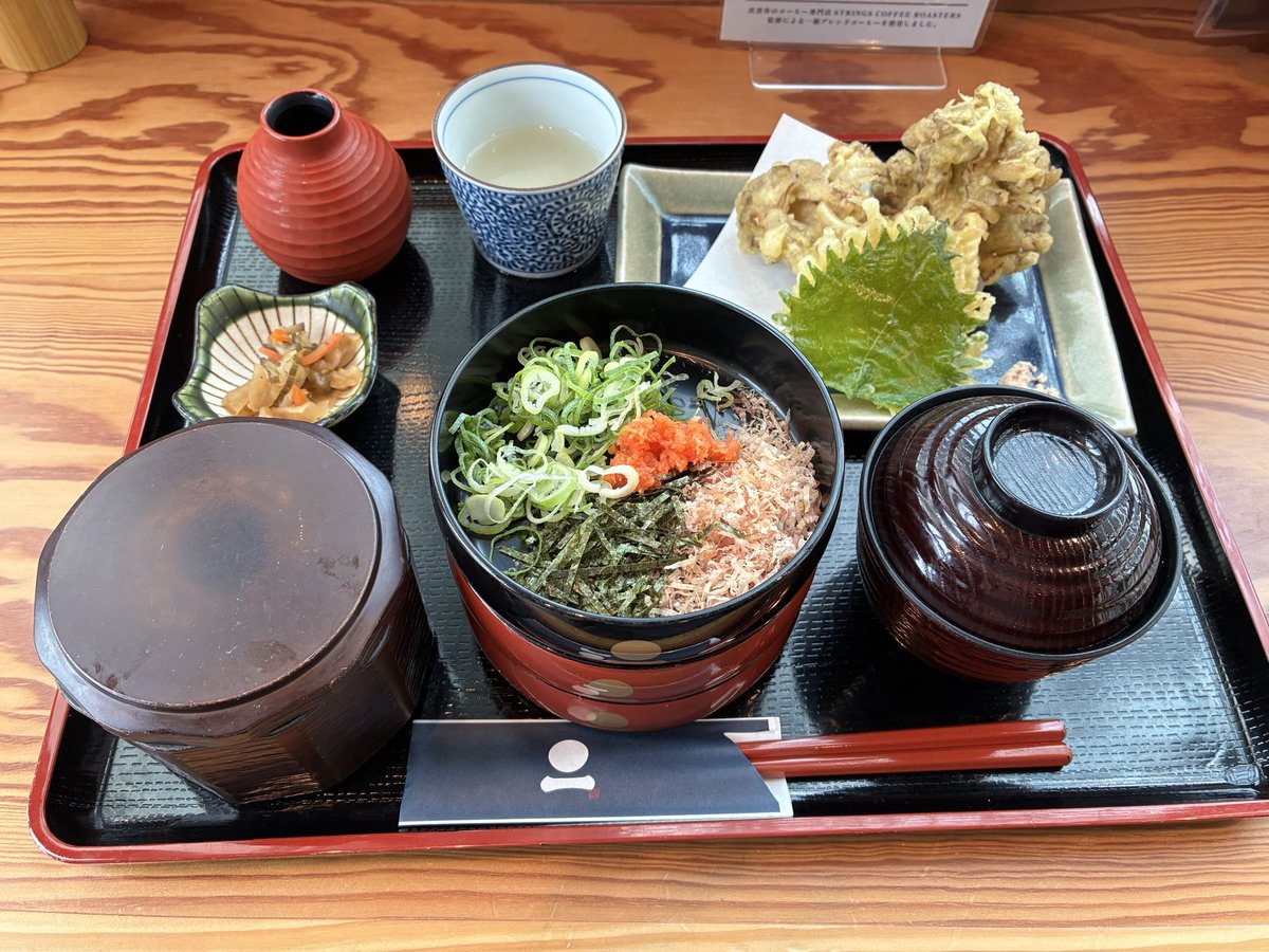 konkuri07's tweet photo. 最後の割子そば、この3日間めっちゃ蕎麦食べました😆 https://t.co/XKXb87oVhQ