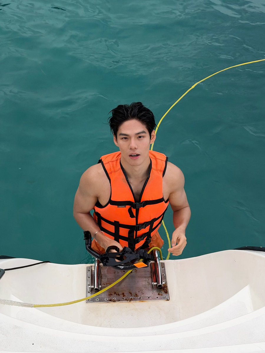 soundisyeisip's tweet photo. ถึงฝนจะตก
อากาศไม่ค่อยดี
แต่ชีวิตก็ยังต้องเดินต่อ
สู้ๆคับทุกคน

พักชมสิ่งที่น่าสนใจซักครู่ https://t.co/wEnDx2R1uc
