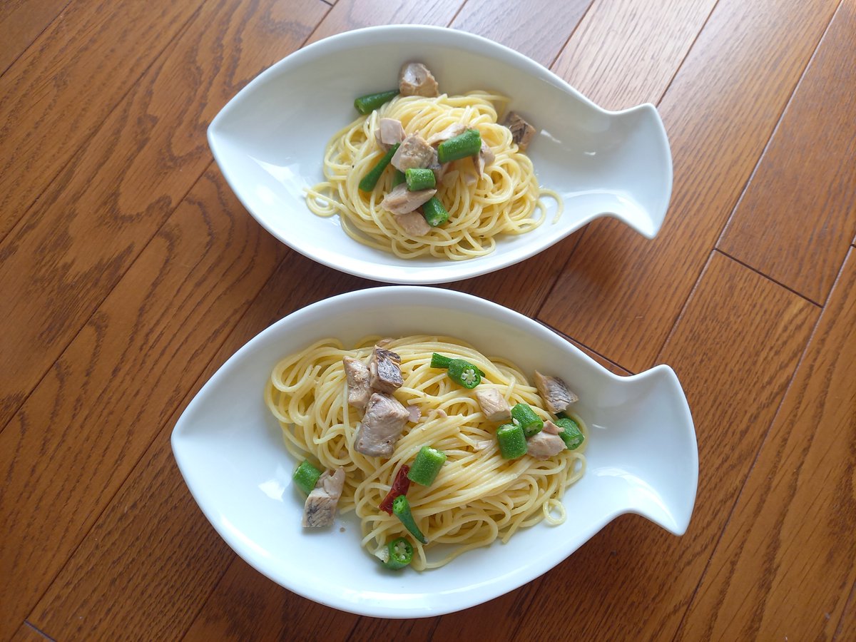 teamgaspard's tweet photo. マルソウダのオイル煮で焼きそばとパスタを作りました！どちらもすごく美味しい～ https://t.co/YucxdKiNYZ