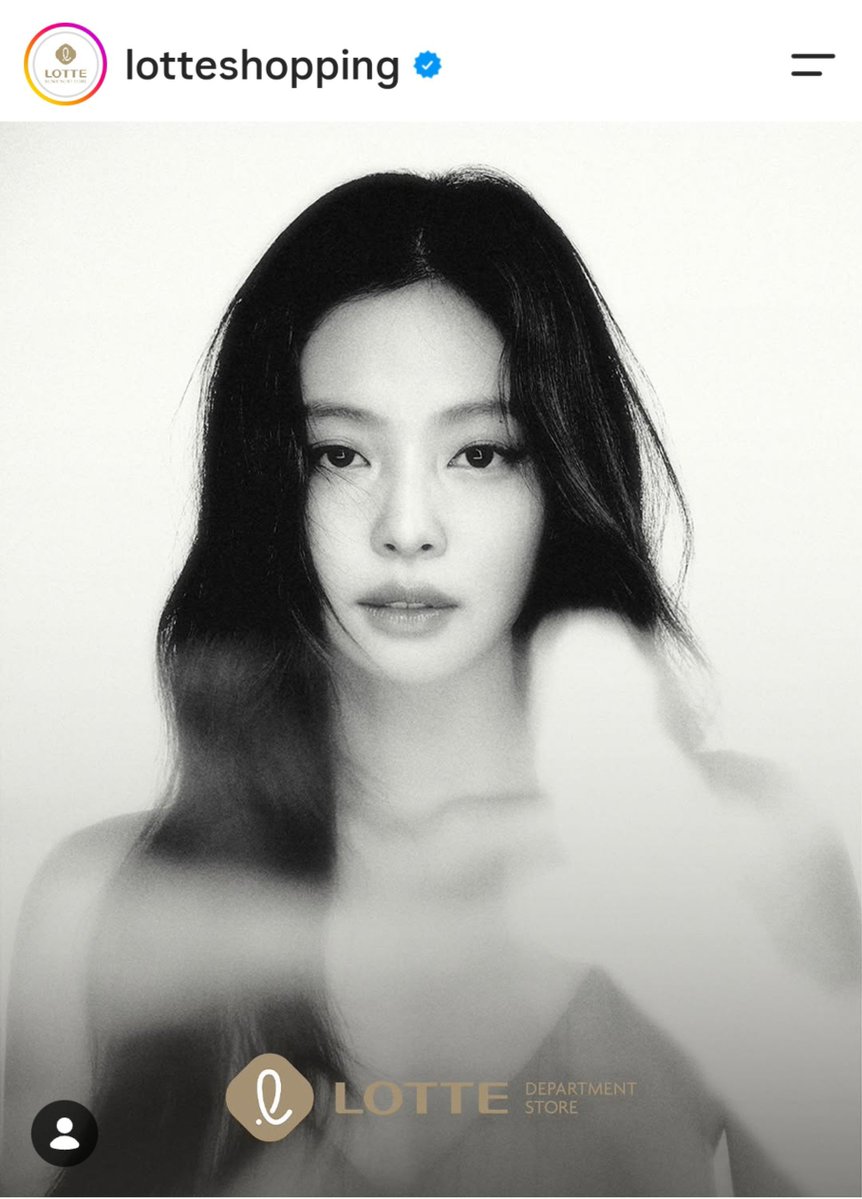_jennieupdate's tweet photo. 092926💫 Lotte Department Store Instagram update #JENNIE https://t.co/eVDTHHSIjf