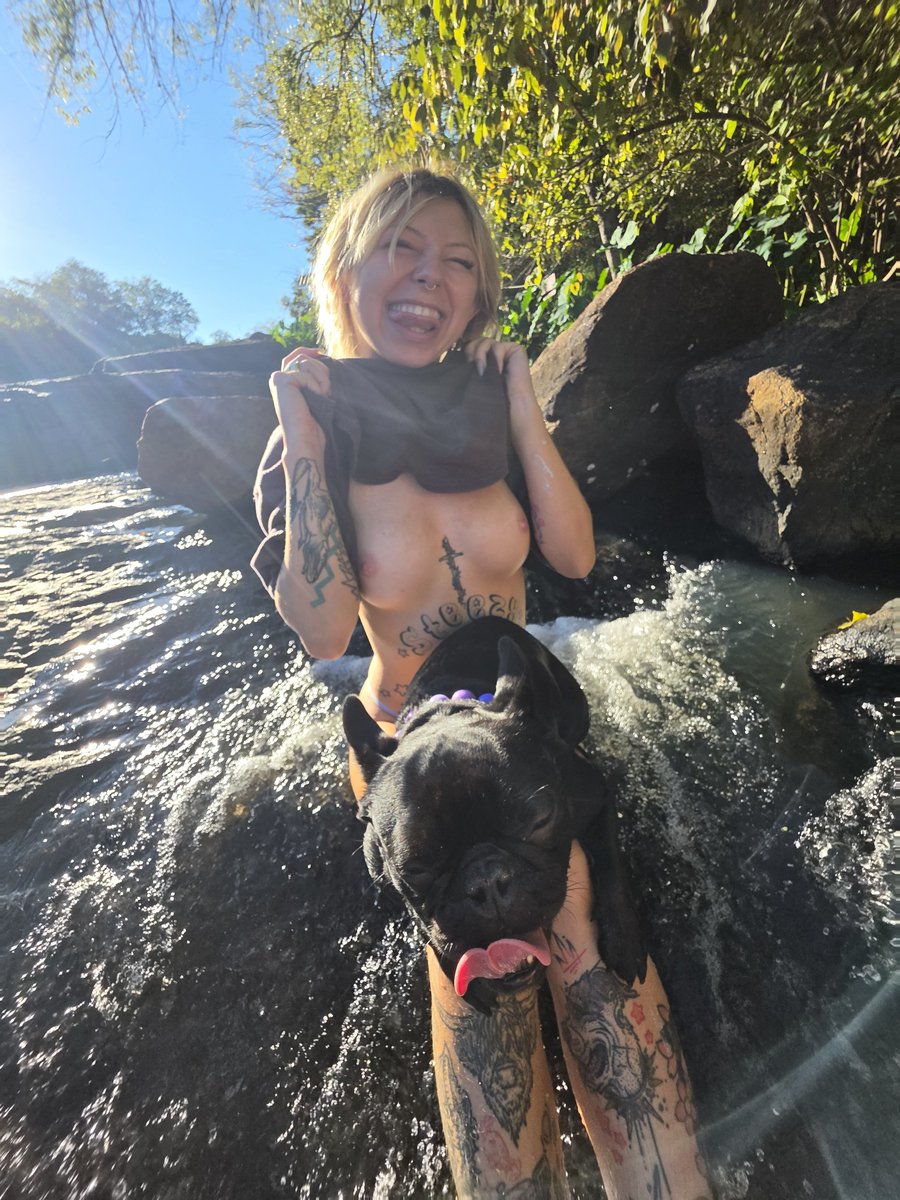 Steezytour's tweet photo. Sat in a lil creek today https://t.co/Z0pg0B5sKa