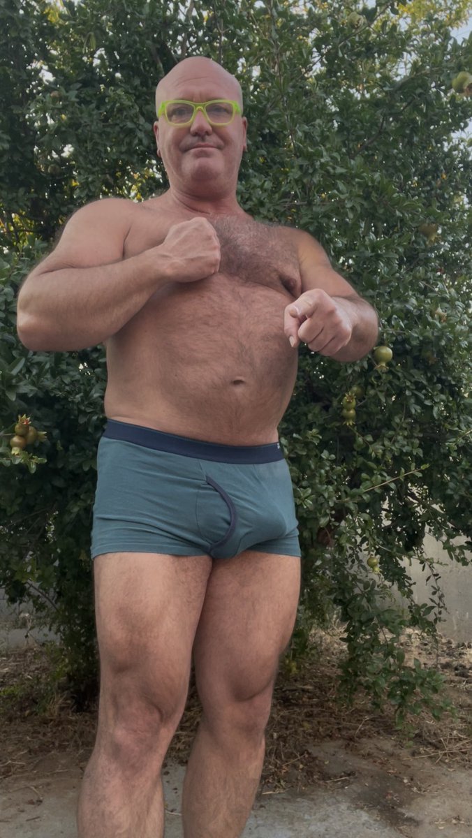 BernabeMachote's tweet photo. https://t.co/4ScXsWcY04

#AlphaMale #HairyGuy #Beefy #BearCommunity #GayMen #GayMan https://t.co/VBxi5w9XDd