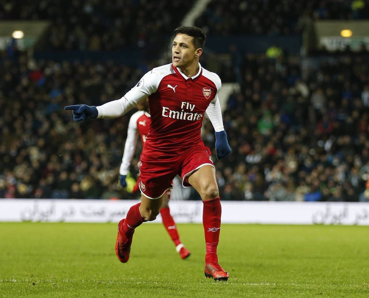 MotivacionesF's tweet photo. ¡LA TEMPORADA DE ALEXIS SÁNCHEZ QUE LAS CALLES NO OLVIDAN!

La mejor temporada de Bale: 41 G+A.
La mejor temporada de Mané: 29 G+A.
La mejor temporada de Hazard: 38 G+A.
La mejor temporada de Sterling: 37 G+A.
La mejor temporada de Robben: 32 G+A.

¿Y SI TE DIJERA QUE ALEXIS SÁNCHEZ HIZO MUCHO MÁS?

🔥 48 GOLES + ASISTENCIAS en la temporada 2016/17 con el Arsenal.

Una auténtica LOCURA. El chileno estaba en modo imparable. 🇨🇱⚡️

LAS CALLES JAMÁS OLVIDARÁN ALEXIS EN SU PRIME 🥶