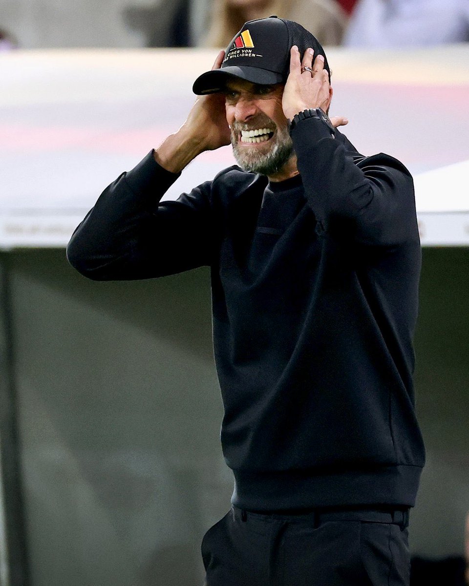 BundesInsider's tweet photo. ⚠️ Jürgen Klopp é o terceiro técnico da história da seleção alemã a ficar sem vencer em seus dois primeiros jogos (1E, 1D).

Antes dele, isso havia acontecido apenas com Sepp Herberger e Helmut Schön — ambos campeões mundiais posteriormente. Os dois venceram justamente o terceiro jogo no comando da Alemanha.

🗞️ @OptaFranz