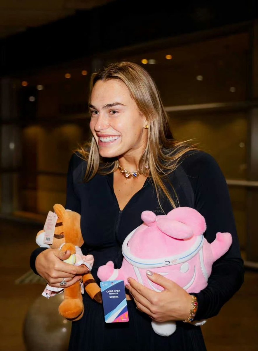 mercdezz's tweet photo. cutie, ni pareciera que ella es la que nos desestabiliza emocionalmente cada vez que juega https://t.co/IlLszMlJm4