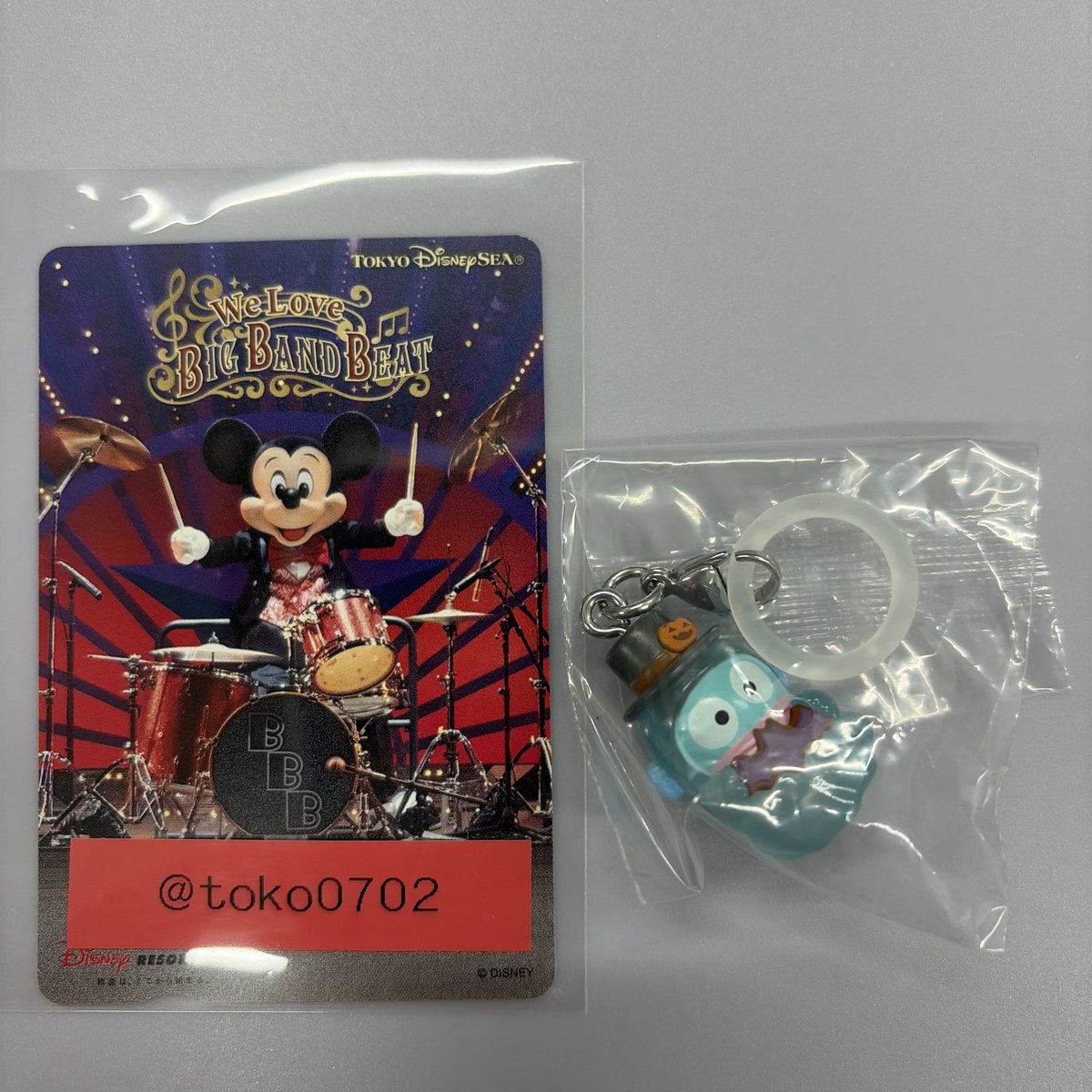 toko0702's tweet photo. 【お譲り】
サンリオキャラクターズ めじるしアクセサリー Halloween！　ガシャポン　ガチャ

譲：ハンギョドン
求：定価+送料

郵送のみのお譲りです📮
よろしくお願いいたします。 https://t.co/OpSYBD9Tgp
