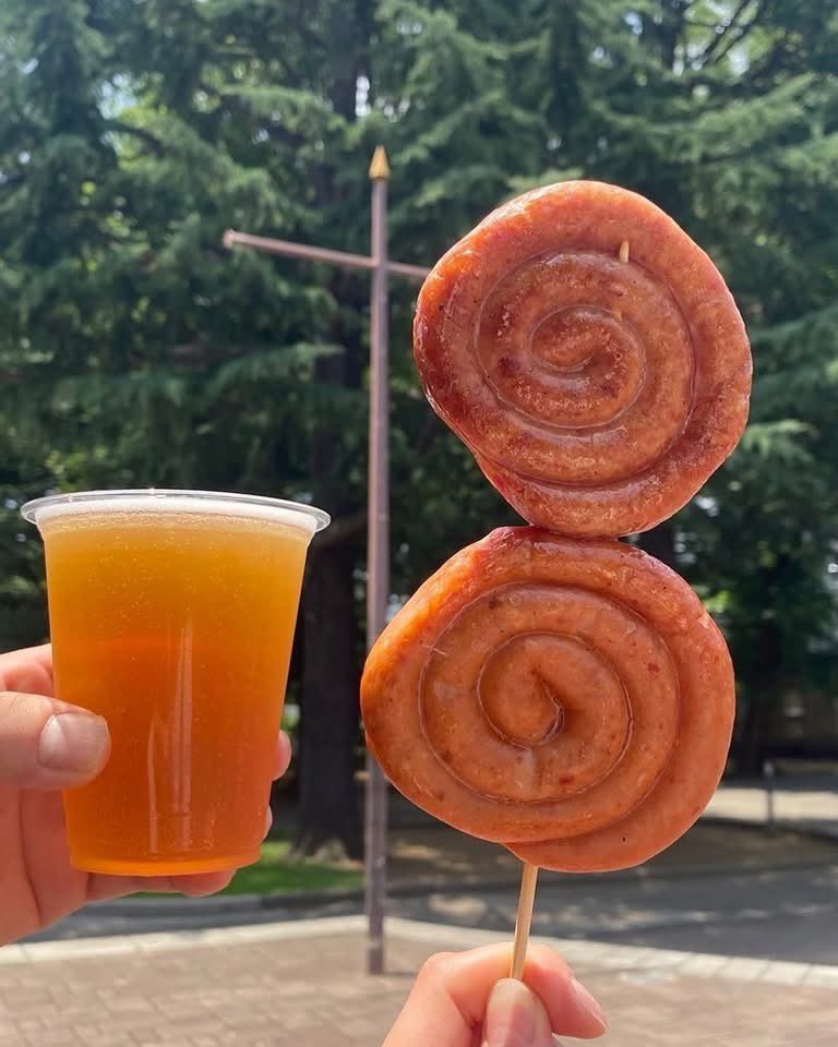 ShirotaKOUBO's tweet photo. 9月29日(火)
本日最終日
青葉台東急フードショー
自家製ハム
催事出店

10月3日(土)＆4日（日）
東京クラフトフェスティバル
炭火焼

ギフト発送承ます
店舗共々
はむ張ります

https://t.co/WF41Q8Sdxa
#成城城田工房
#うずまきちゃん
#東京クラフトフェスティバル
#手紙社 
#青葉台東急スクエア https://t.co/OWaxf0MD1B