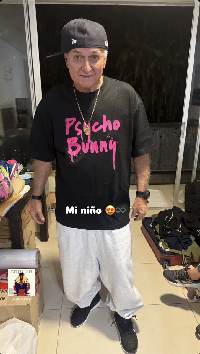 Sebaa0825's tweet photo. Y pensar que este joven nos dio la 9na estrella. 

Lo quiero mucho pecoso https://t.co/Jc4l6T2DDX