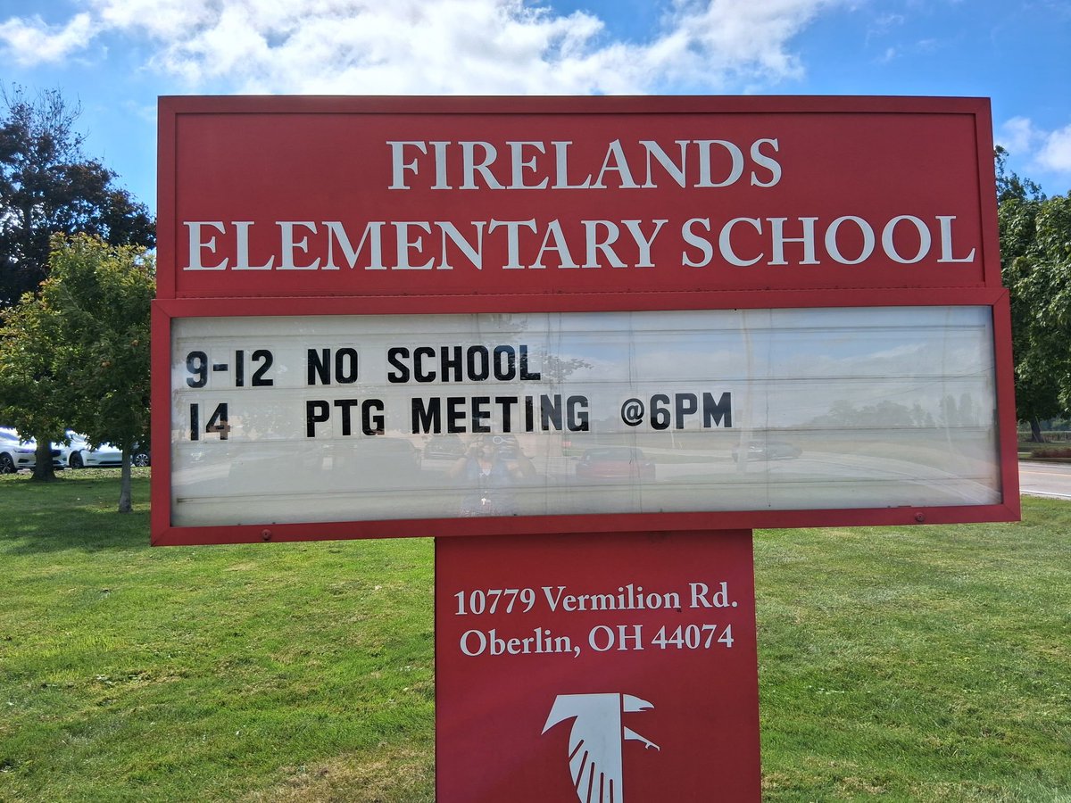 GroboskeLaura's tweet photo. The FES sign has been updated for the month of October! Here are a few dates to remember. @FES_Choe @Falcon_update https://t.co/uTmwYKmaab
