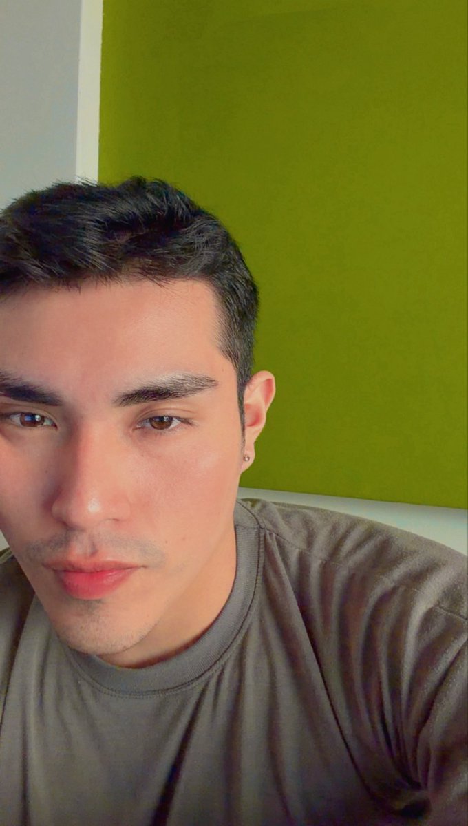 KinglJesus's tweet photo. Que ganas de coger y no tener con quien.😮‍💨 https://t.co/IPZP6e4XGO