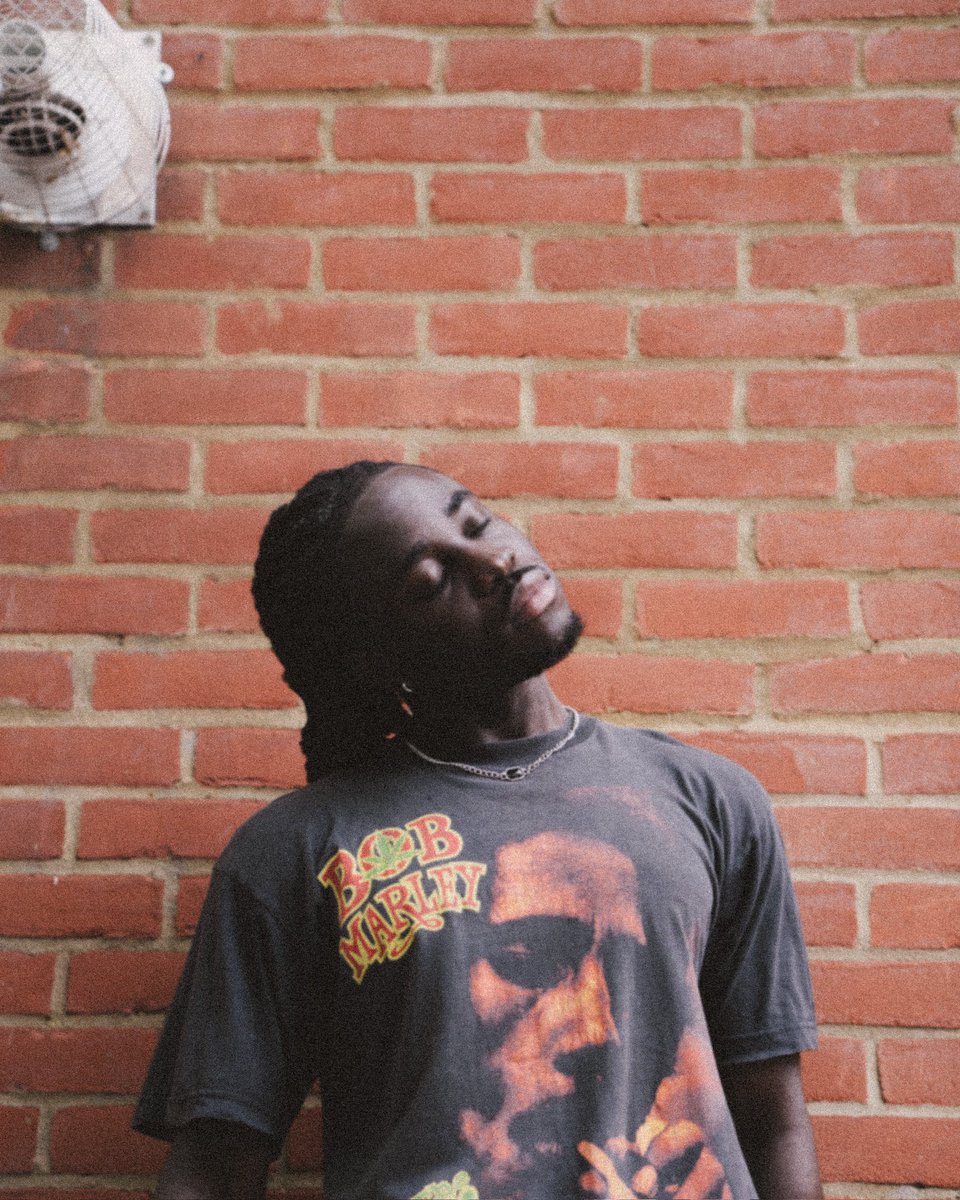 FxxkPusy's tweet photo. 🚨 CHICOGOD IS QUIETLY BUILDING. 🇬🇭🔥

1️⃣ MARANATHA II — 451.1K Spotify Streams
2️⃣ 10 Toes (Bonus) — 130.6K
3️⃣ Only You — 81.7K 
4️⃣ I DONT FEEL NIGGAS — 1.9K
5️⃣ ASAKAA PARTY — 1.7K
Primary market Ghana 
Secondary market  UK https://t.co/KSCD8O1JRb
