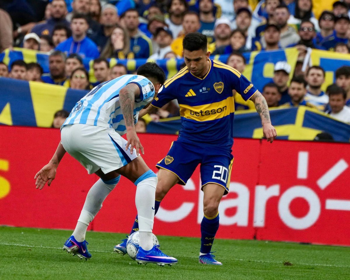 BocaPasionTotal's tweet photo. 🎙️ #LaInfoDeBoca @PampaAranda en #BOCAPASIONTOTAL 👈🏻
Bendito sean todos aquellos que estuvieron en las tribunas en este partido. Será recordado por mucho tiempo.
Y el Boca del Vasco va…
@la810radio https://t.co/Ub1TsusCjR
