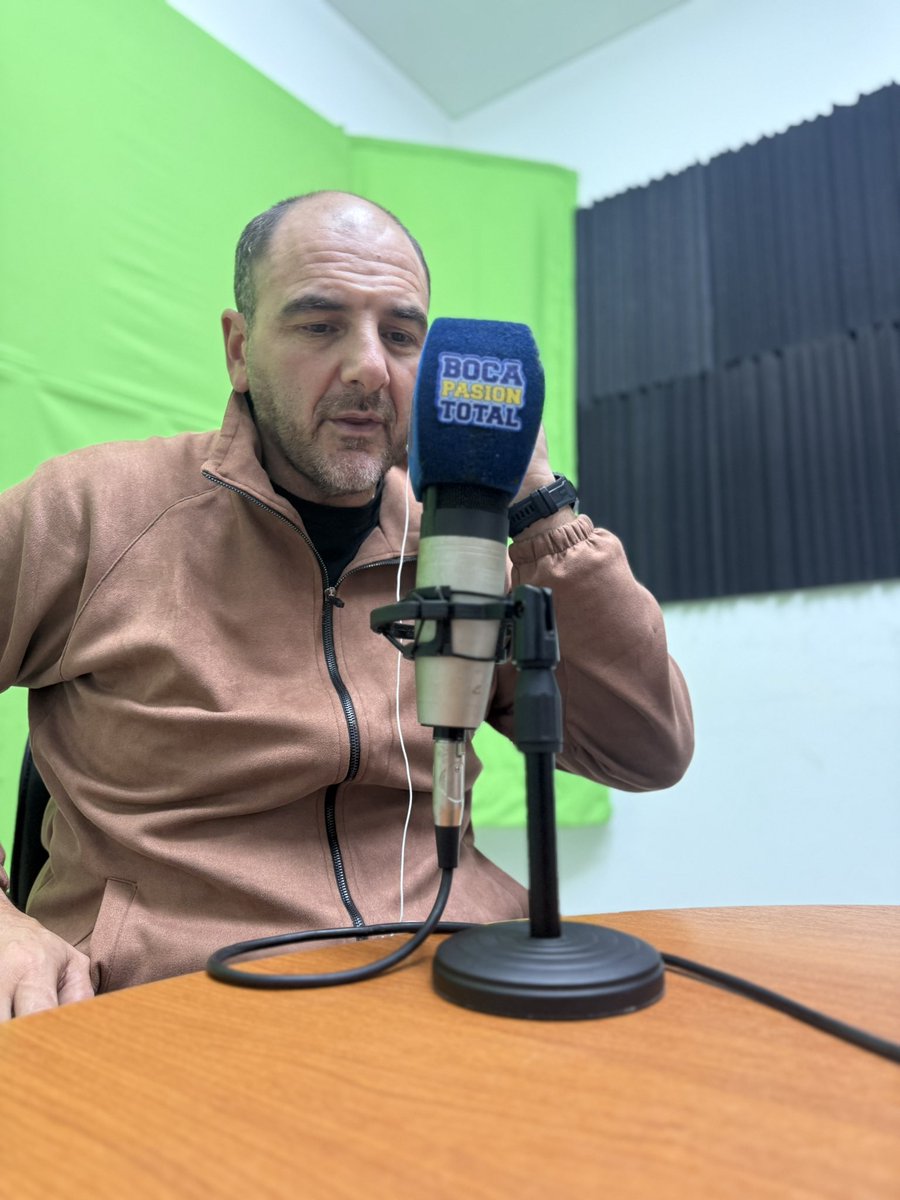 BocaPasionTotal's tweet photo. 🎙️ #LaInfoDeBoca @PampaAranda en #BOCAPASIONTOTAL 👈🏻
Hubiera sido injusto perder ese partido por lo que había mostrado el equipo del Vasco, incluso haber ido a penales también.
@la810radio✍️ https://t.co/A6ymxsZOet