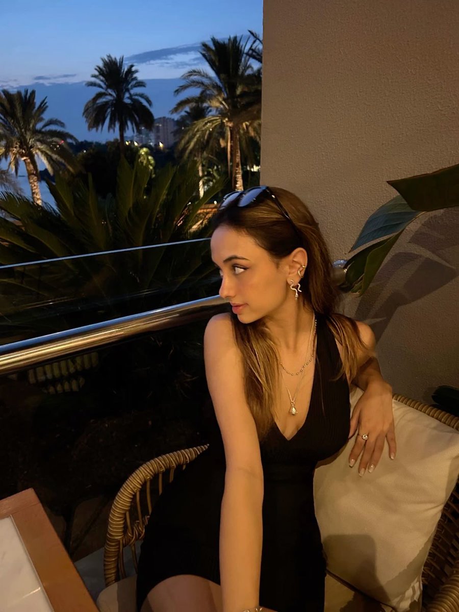 pretty_Lou233's tweet photo. Like what you see?🥰🤭 https://t.co/BEdhAJFrzF